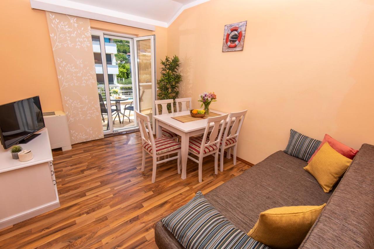 San Marian Apartments โปดสตรานา ภายนอก รูปภาพ